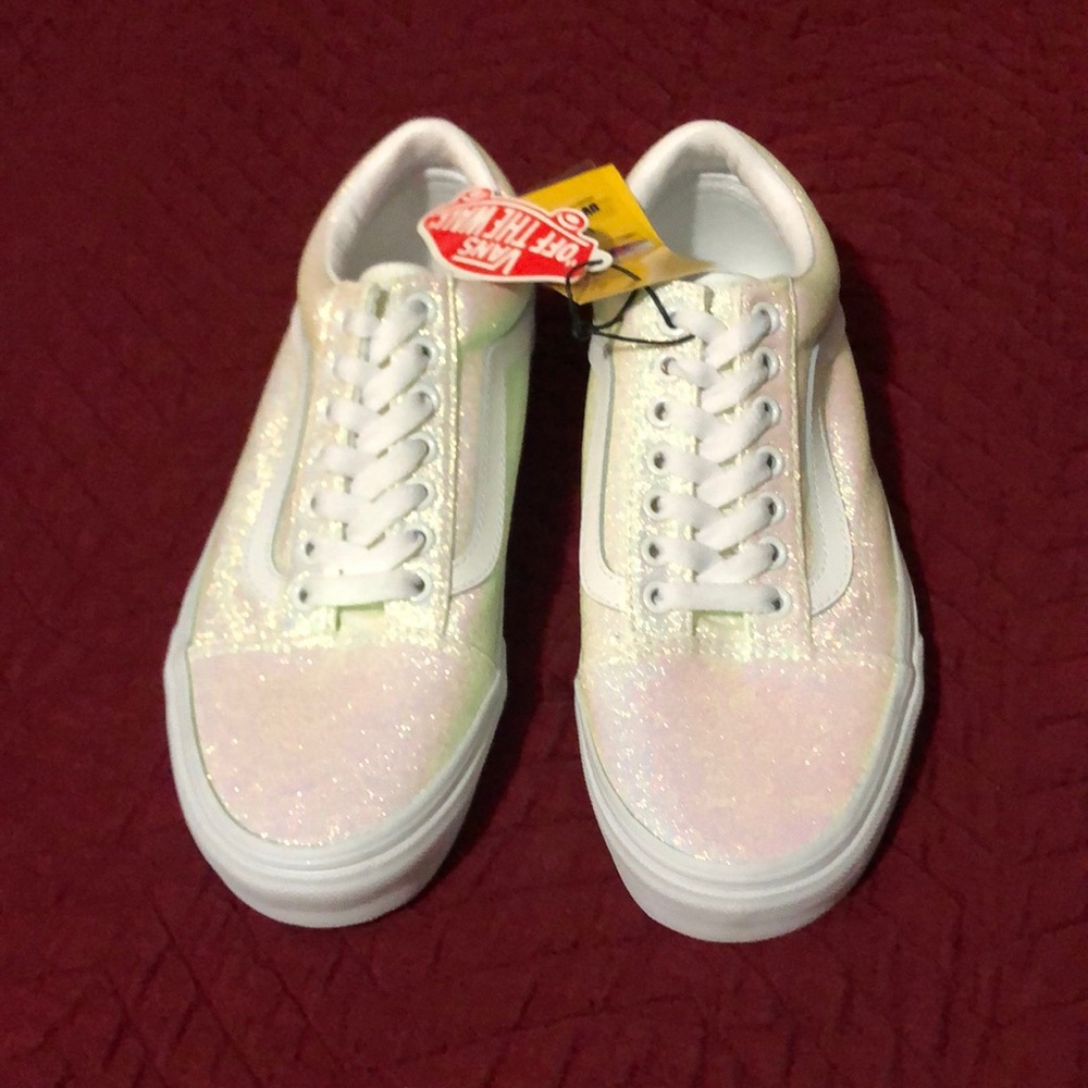 New Authentic Vans Woman’s Shoe